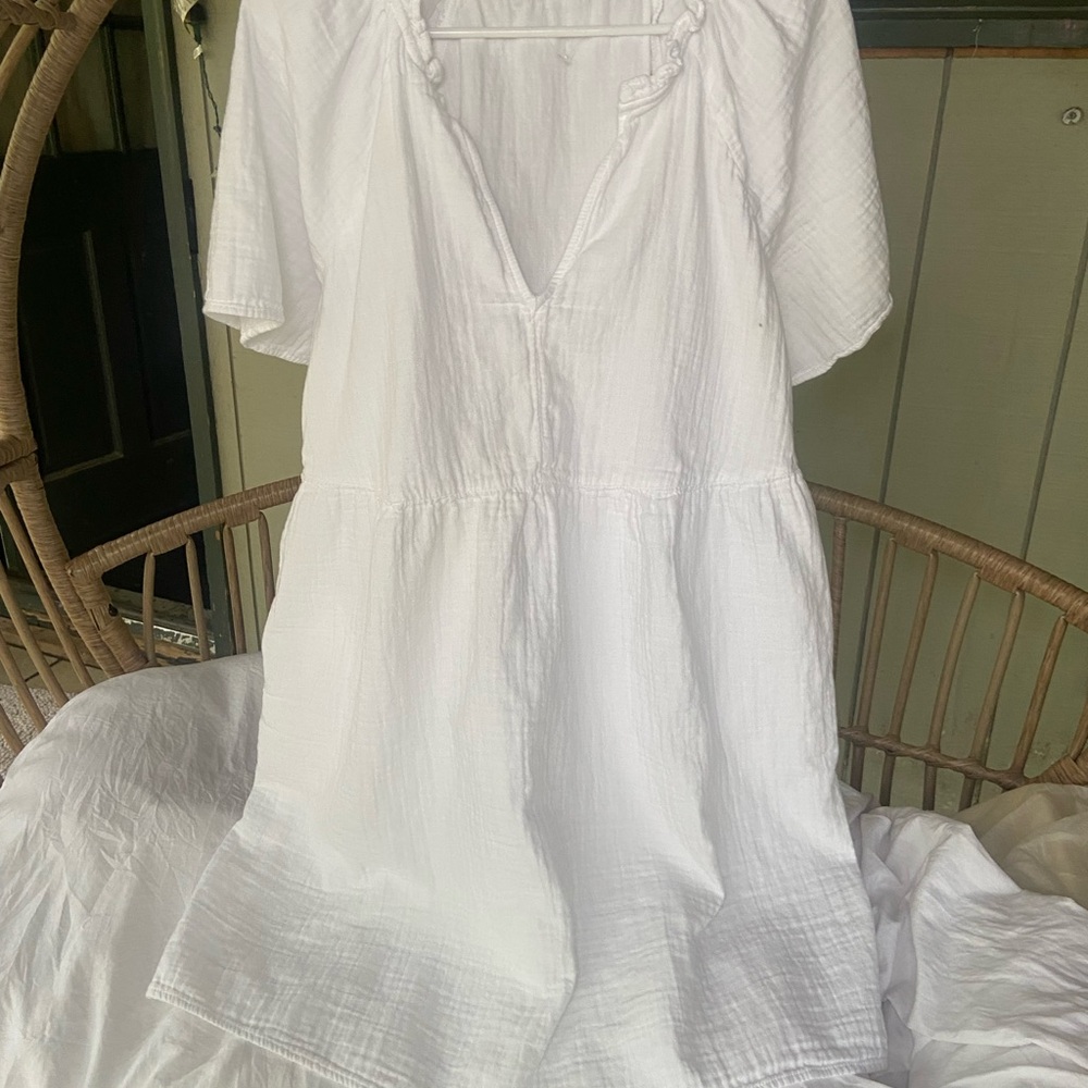 Old Navy White Cotton Tunic Top